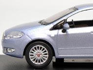 1/43 FIAT Linea Miniature Model