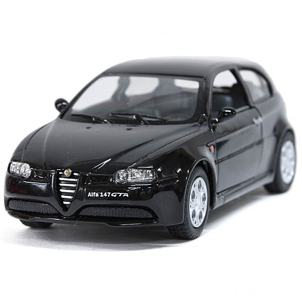 1/32 Alfa Romeo147GTA 3ドアミニチュアモデル