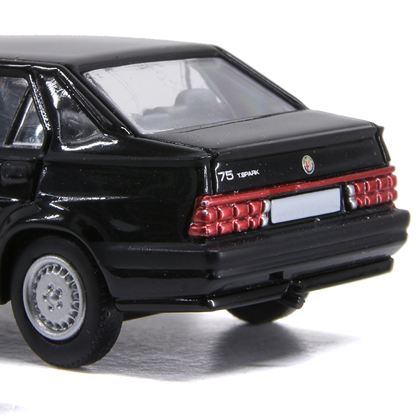 1/87 Alfa Romeo 75 Miniature Model