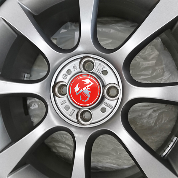 ABARTH 500 Wheel Center Cap (Scorpione/Red) 