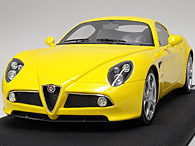 1/18 Alfa Romeo 8C Competizioneߥ˥奢ǥ