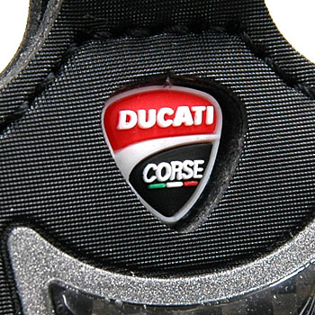 DUCATI DUCATI CORSE 12