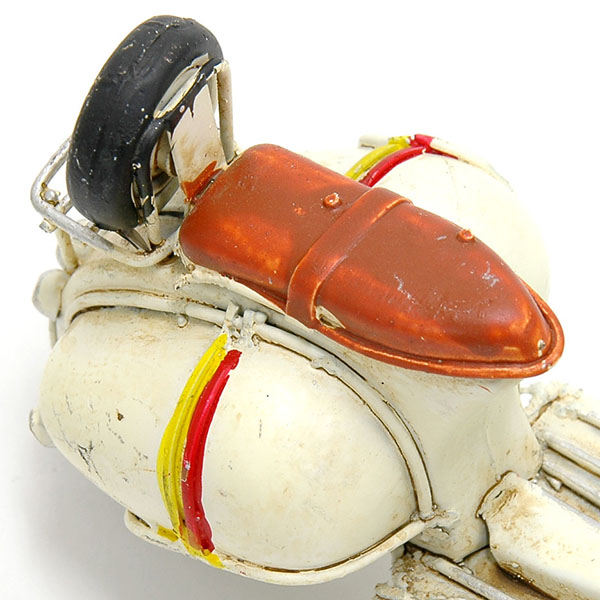 Vespa Tin Toy(White)