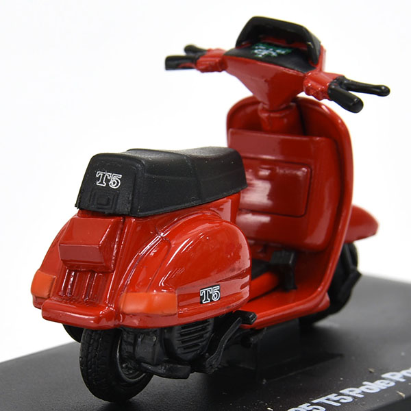 1/32 Vespa 125 T5 1985 Miniature Model