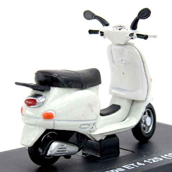 1/32 Vespa ET4 125 1996ǯߥ˥奢ǥ