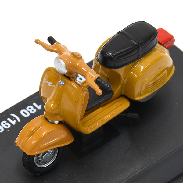 1/32 VESPA Rally 180 1968 Miniature Model