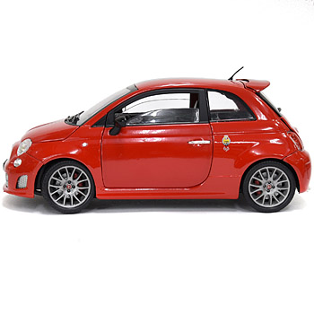 1/18 ABARTH 695 TRIBUTO Ferrariߥ˥奢ǥ