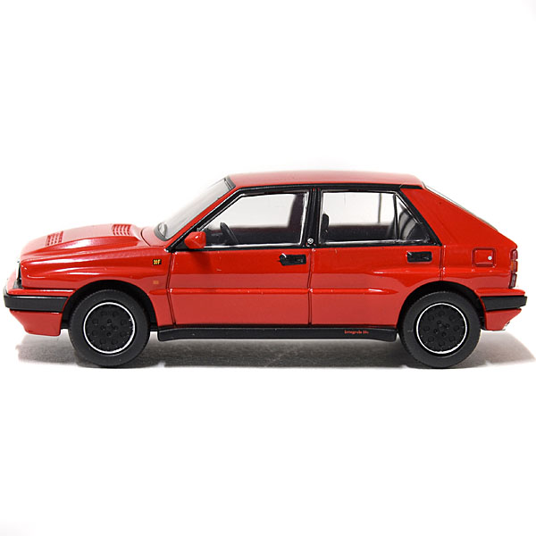 1/64 TOMICA Limited Vintage Lancia Delta HF Integrale 16V Miniature Model(Red)