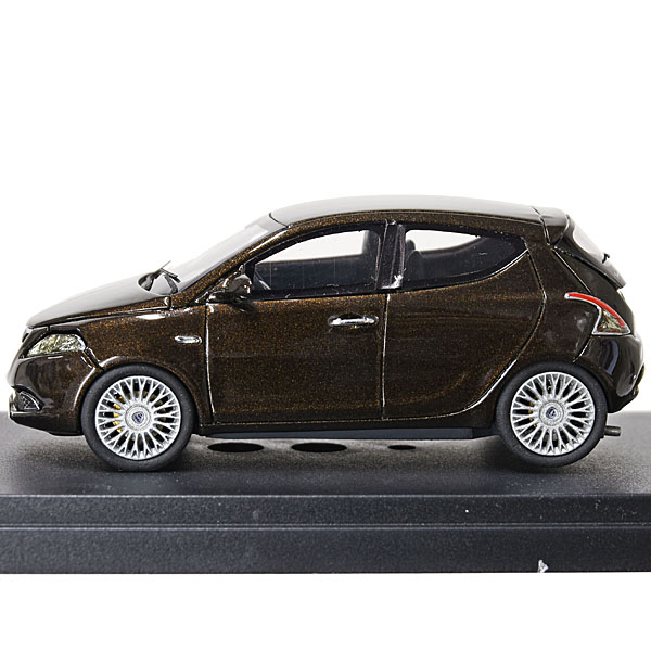 1/43 Lancia Ypsilon Miniature Model by Racing 43