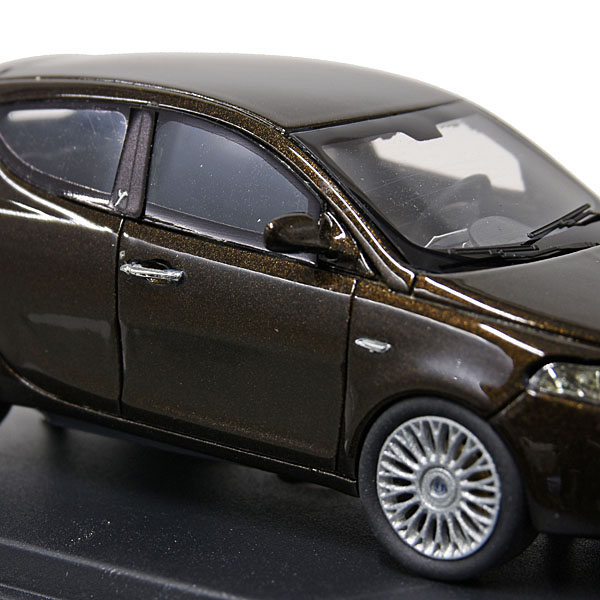 1/43 Lancia Ypsilon Miniature Model by Racing 43