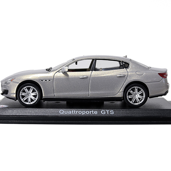 1/43 MASERATIQuattroporte GTSߥ˥奢ǥ(ѥ)