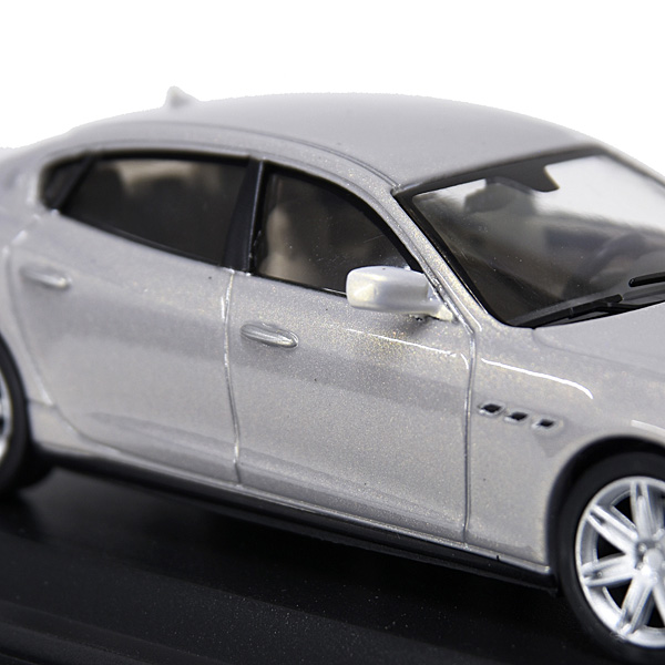 1/43 MASERATIQuattroporte GTSߥ˥奢ǥ(ѥ)