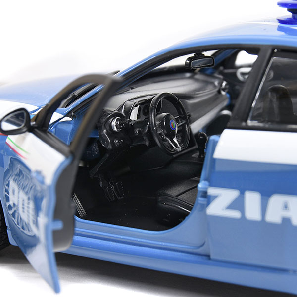 1/24Alfa Romeo GIULIA Miniature Model(POLIZIA)