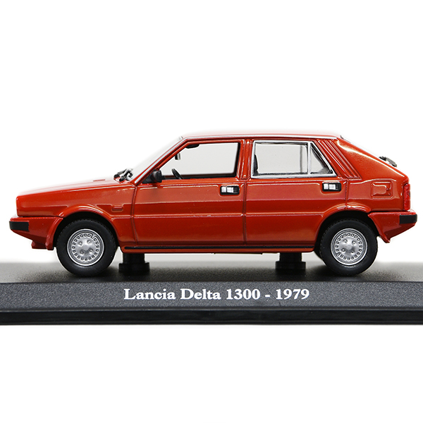 1/43 LANCIA DELTA 1300 1979 Miniature Model