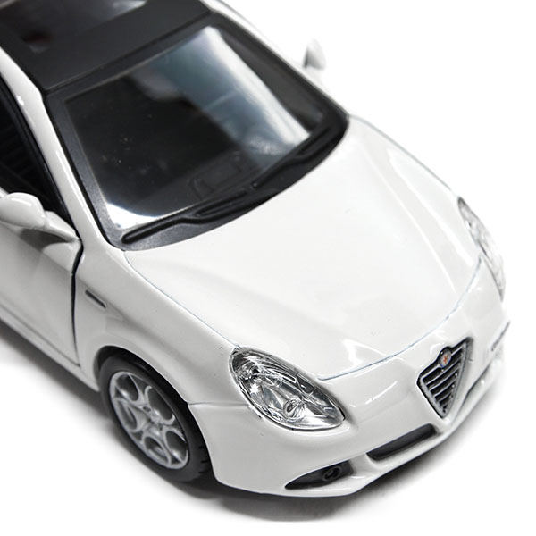 1/32 Alfa Romeo GIULIETTA Miniature Model