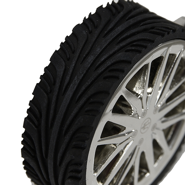 MASERATI�����ۥ����뷿�������(Quattroporte)