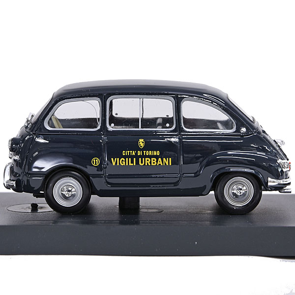 1/43 FIAT 600D Multipla (Polizzia Torino 1956) Miniature Model