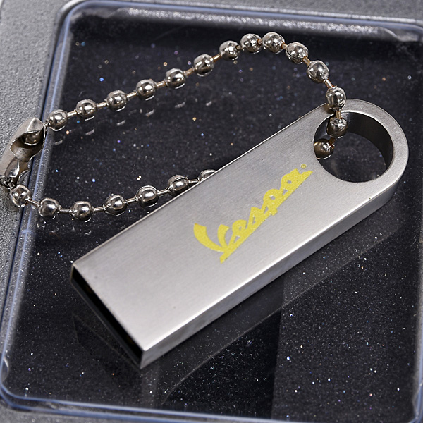 Vespa Official USB Memory with Case (8GB)