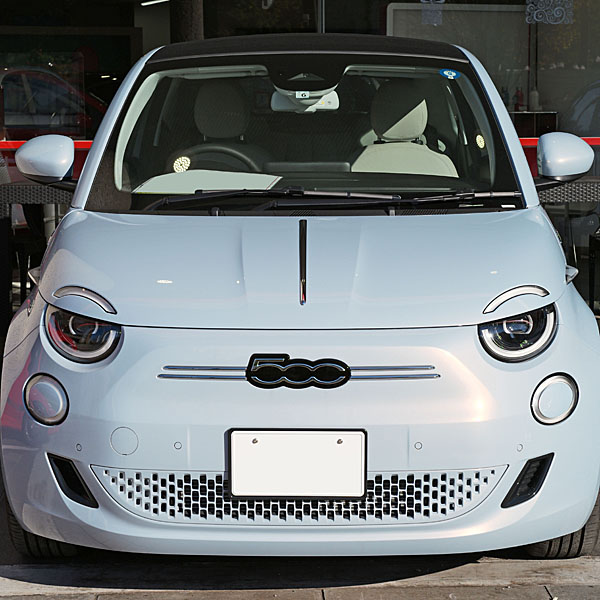 FIAT 500e Bonnet Chrome Trim