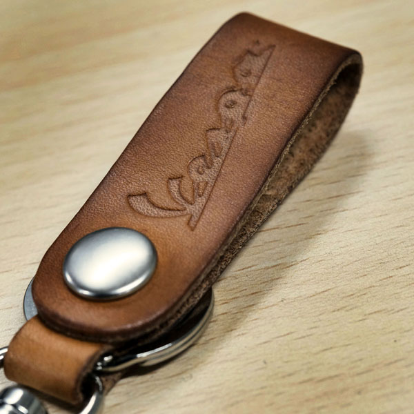 Vespa Official Natural Leather Straptype Keyring (Black Blue Red Natural)