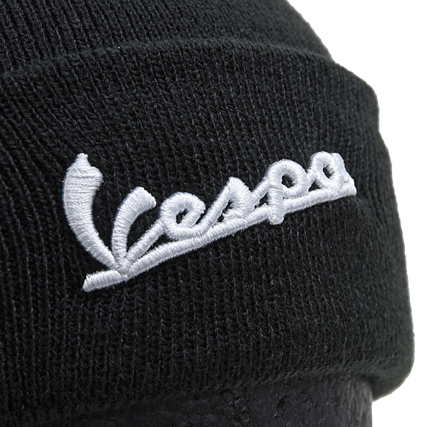 Vespa Official Knitted Cap by NEW ERA (Black)