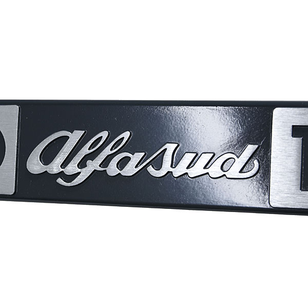 Alfa Romeo Genuine Alfasud Logo Plate1.5