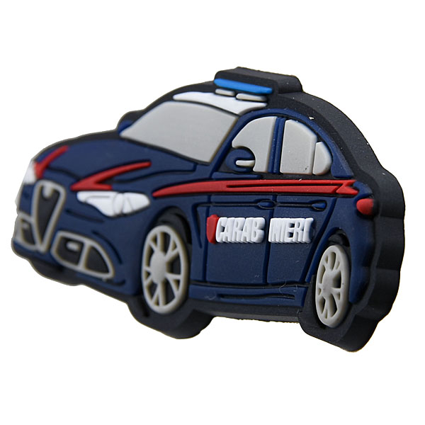 CARABINIERI Official Magnet(Alfa Romeo Giulia)