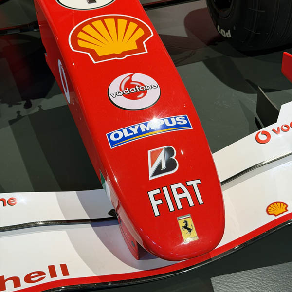 Scuderia Ferrari F2005�ѥե���ȥ���֥��