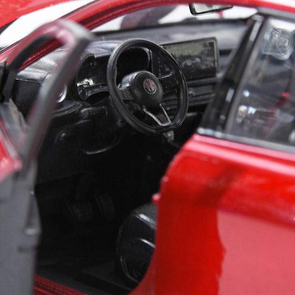 1/24 Alfa Romeo Tonale miniature model (RED)