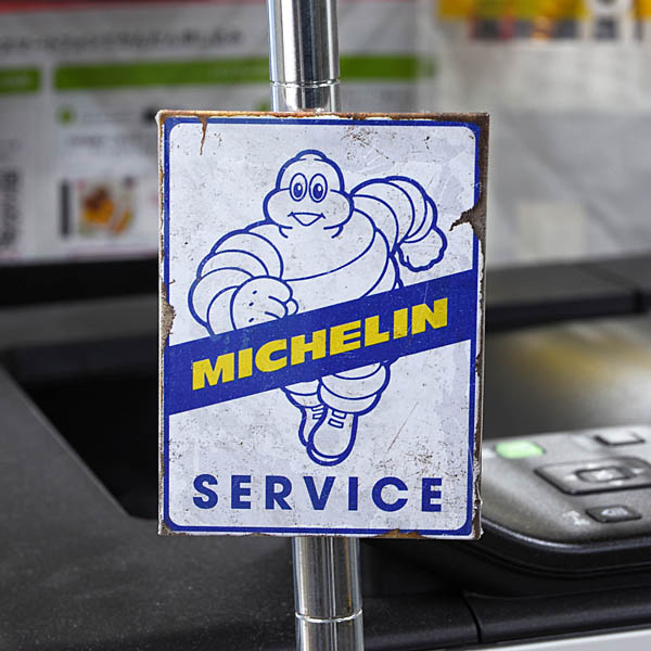 MICHELINオフィシャルマグネット