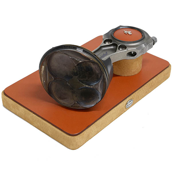 Scuderia Ferrari F1 ピストンオブジェby Schedoni V8