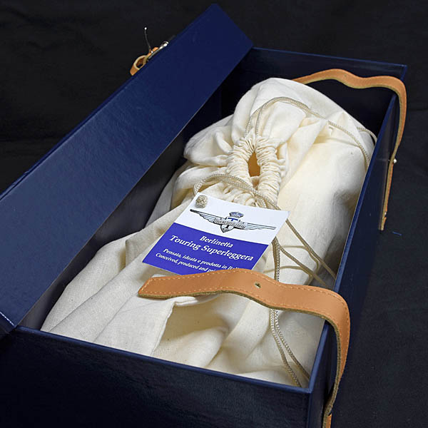 1/12 Carrozzeria TouringオフィシャルAlfa Romeo 6C 2500オブジェ