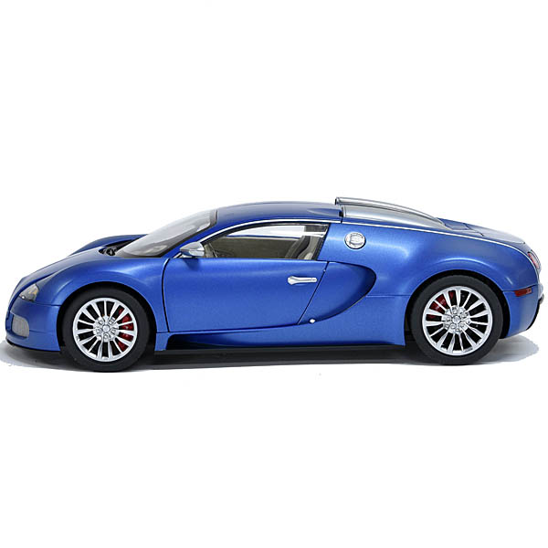 1/18 BUGATTI VEYRON 2009�ߥ˥��奢��ǥ� by AUTOART