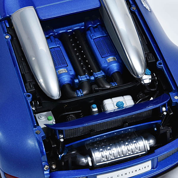 1/18 BUGATTI VEYRON 2009�ߥ˥��奢��ǥ� by AUTOART