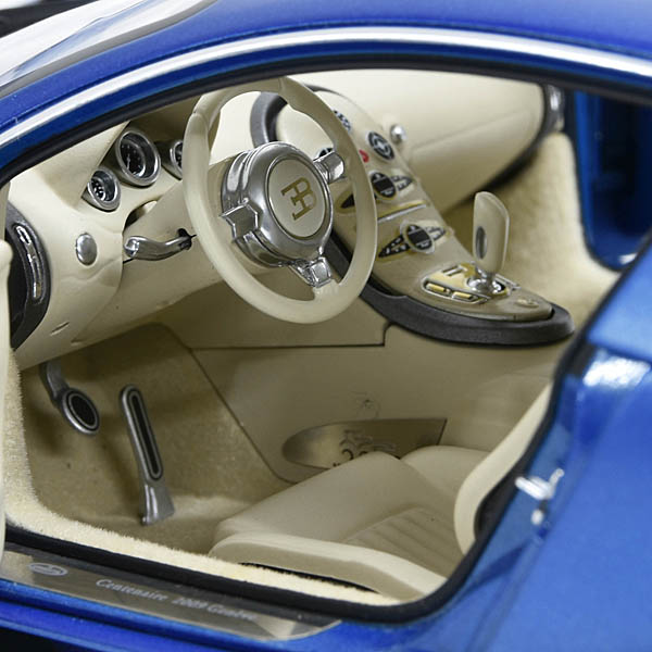 1/18 BUGATTI VEYRON 2009�ߥ˥��奢��ǥ� by AUTOART