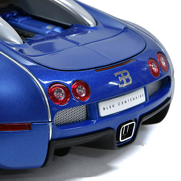 1/18 BUGATTI VEYRON 2009�ߥ˥��奢��ǥ� by AUTOART