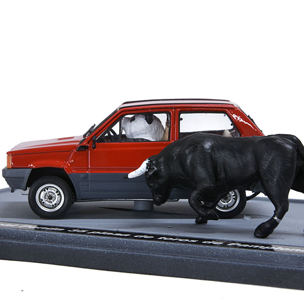 1/43 FIAT Panda35 with Panda in Bullring Miniature Model